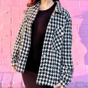 NWT Houndstooth Tweed Jacket with Pearl Buttons